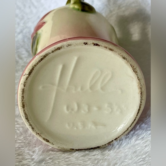 Hull Pottery W3 Vase MCM Small Ewer Woodland Chartreuse Pink Glossy Glaze - Picture 7 of 8